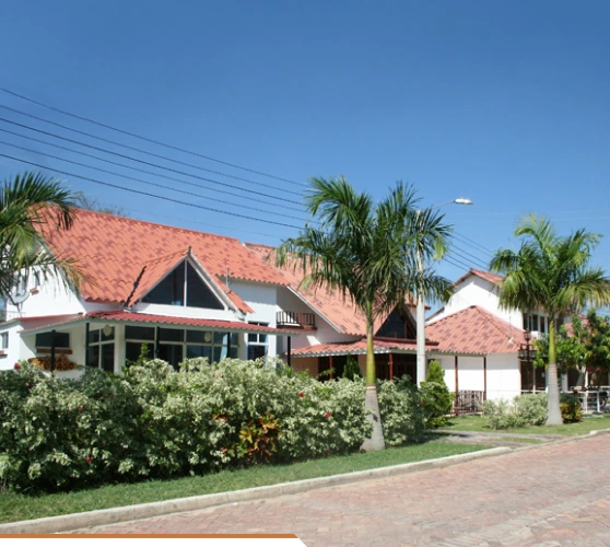 slider-d-fachada-frontal-casa-estilo-colonial-proyecto-villa-maria-constructora-alianza